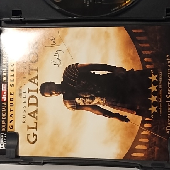 Gladiator - Picture 3 of 5